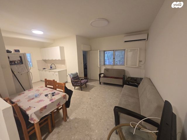 ארלוזורוב 4