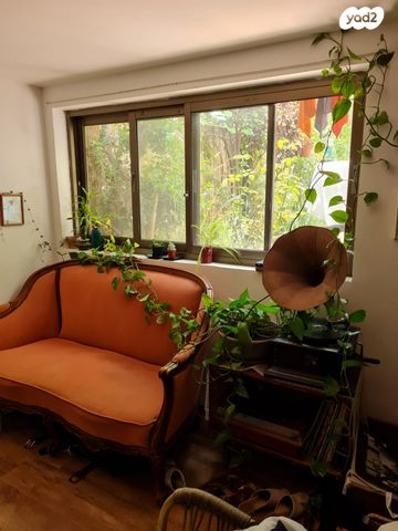 סמטת הפרדס 498