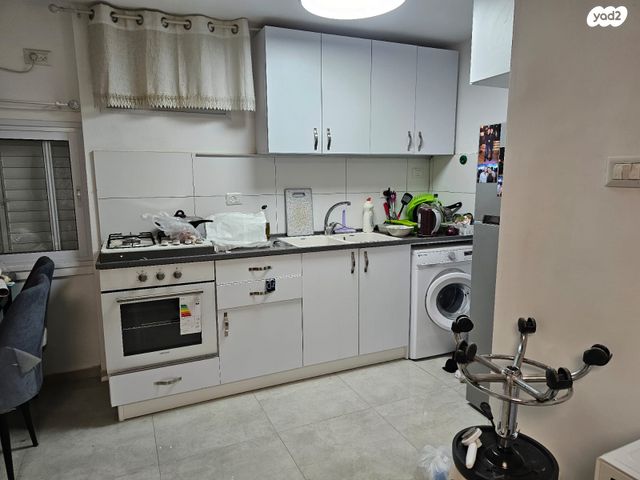 כובשי אילת 107