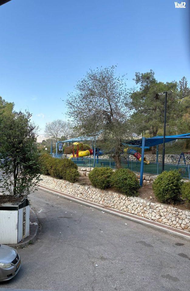 יצחק בן צבי 8