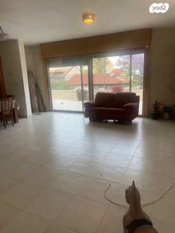 אהרון רבינוביץ' 