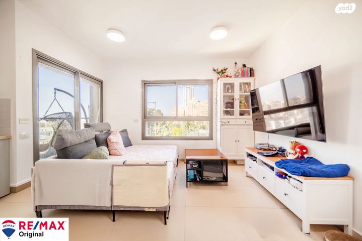 שכונת בן גוריון, מרכז העיר ג'