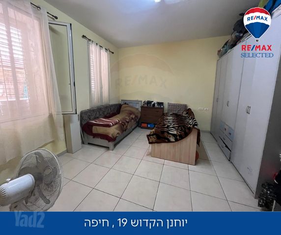 יוחנן הקדוש 19