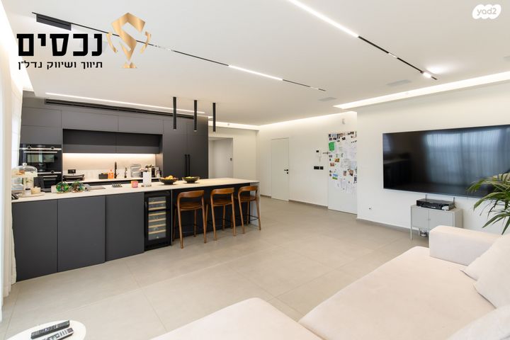 אהרון כצנלסון 24