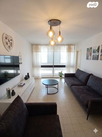 שדרות יעלים 28