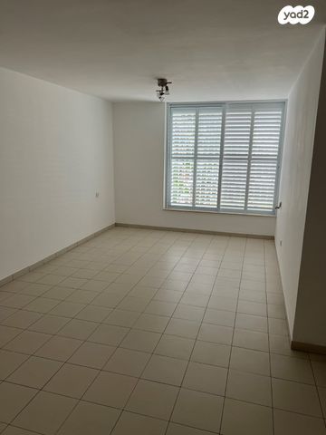 אבא אחימאיר 