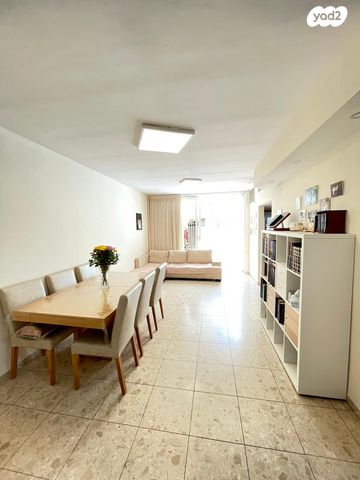 הרב אברהם יצחק הכהן קוק 38