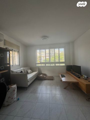 עמק איילון 60