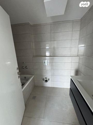 אוסוולדו ארניה 18