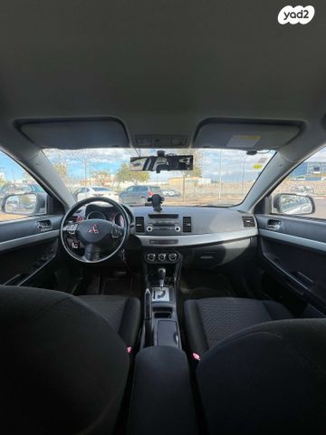 מודעת רכב מיצובישי לנסר