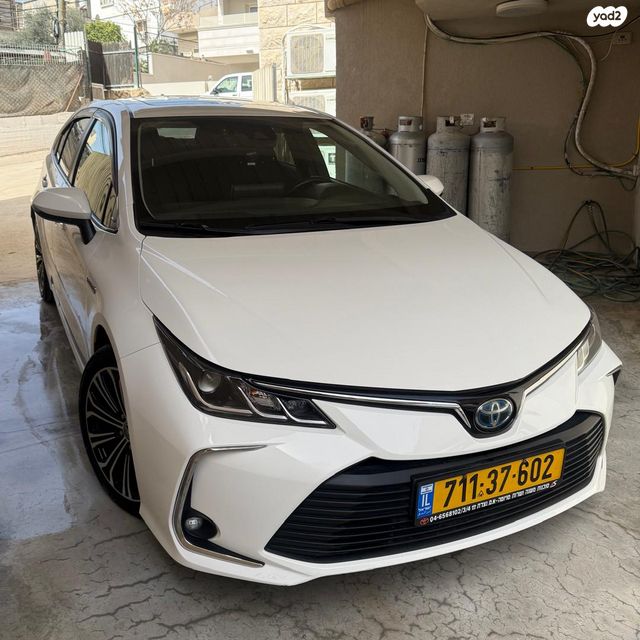 מודעת רכב טויוטה קורולה