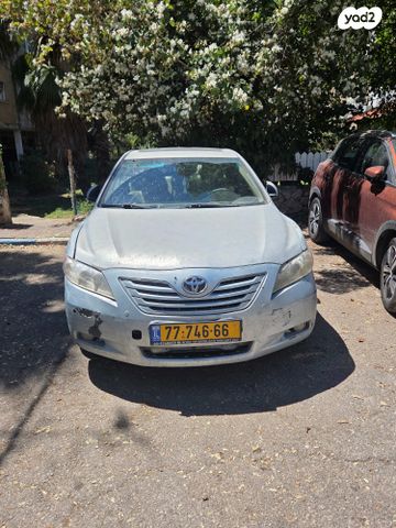 מודעת רכב טויוטה קאמרי