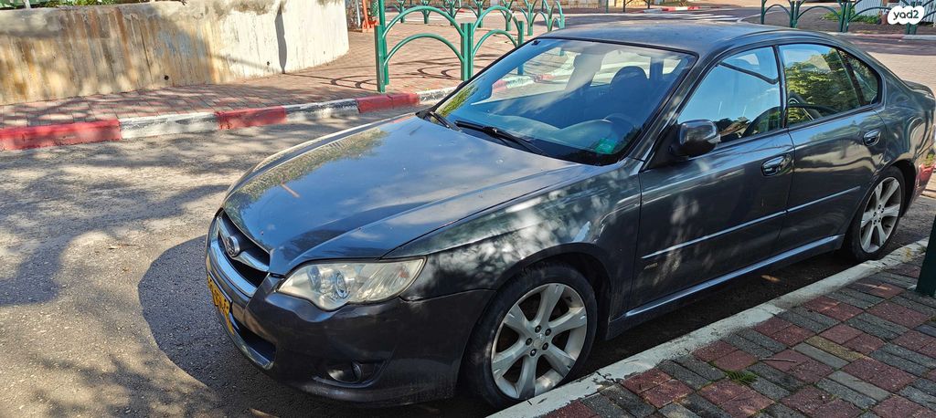 מודעת רכב סובארו B4/לגאסי