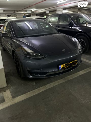 מודעת רכב טסלה מודל 3