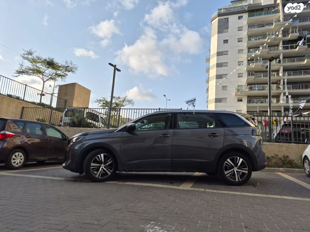 מודעת רכב פיג'ו 5008