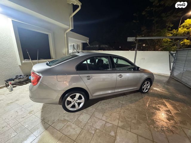 מודעת רכב סקודה ראפיד