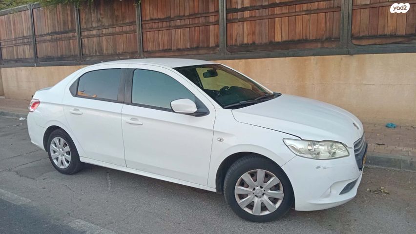 מודעת רכב פיג'ו 301