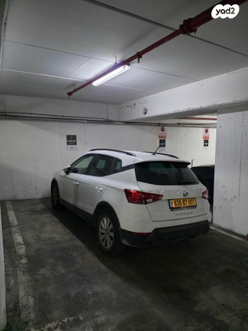 מודעת רכב סיאט ארונה