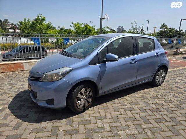 מודעת רכב טויוטה יאריס