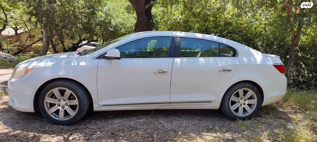 מודעת רכב ביואיק לה-קרוס