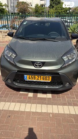 מודעת רכב טויוטה אייגו X