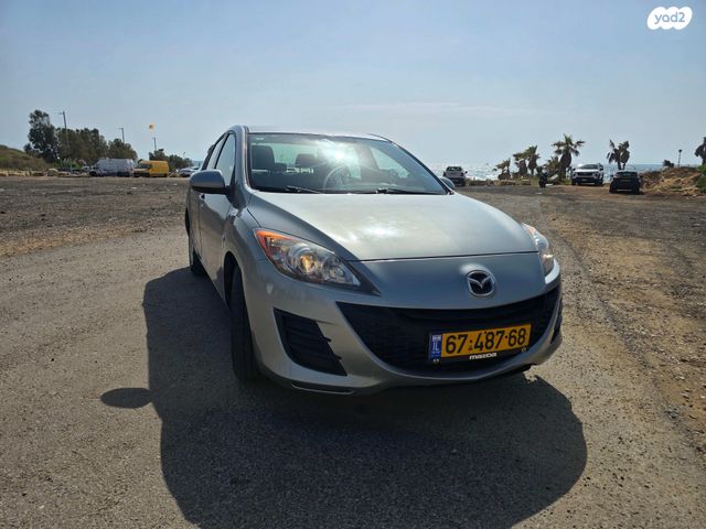 מודעת רכב מאזדה 3