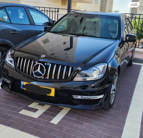 מודעת רכב מרצדס-בנץ C-class