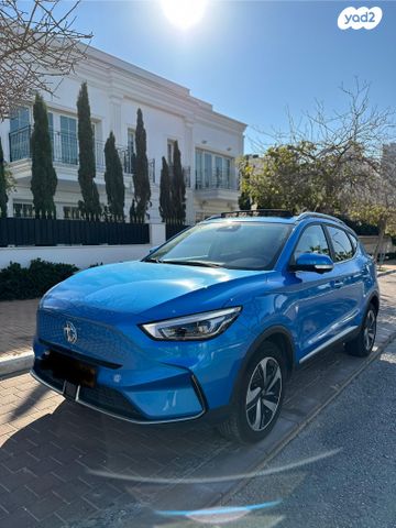 מודעת רכב אם ג'י ZS