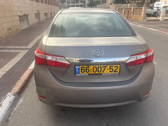 מודעת רכב טויוטה קורולה