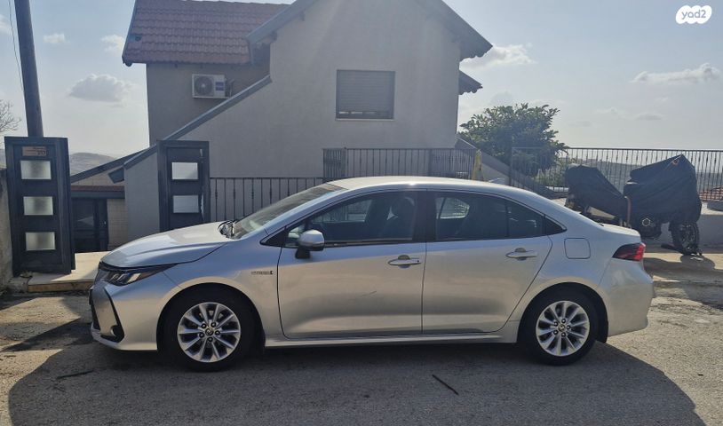 מודעת רכב טויוטה קורולה