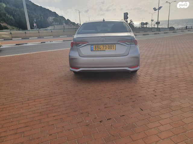 מודעת רכב טויוטה קורולה