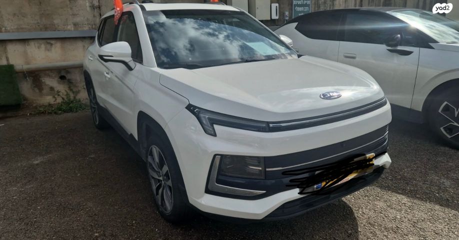 מודעת רכב ג׳יי.איי.סי E-JS4