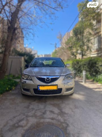 מודעת רכב מאזדה 3