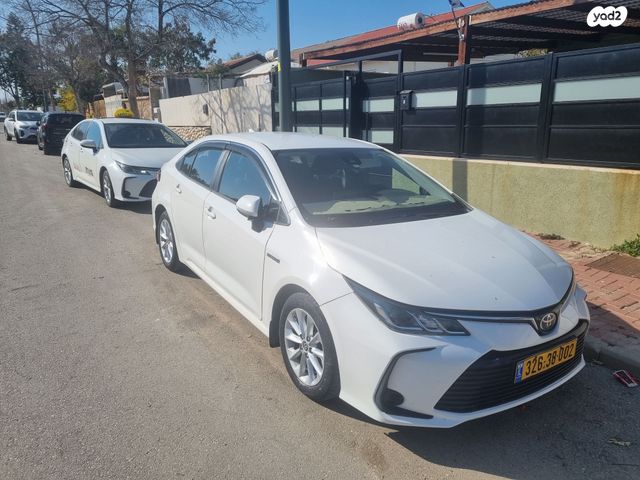 מודעת רכב טויוטה קורולה