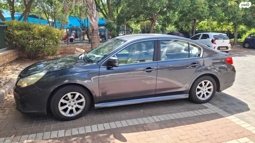 מודעת רכב סובארו B4/לגאסי