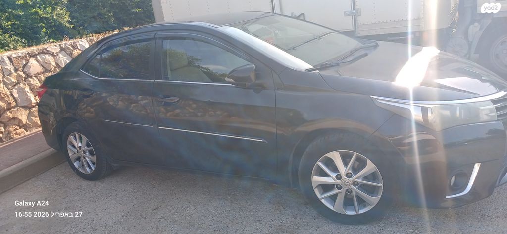 מודעת רכב טויוטה קורולה