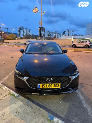 מודעת רכב מאזדה 3