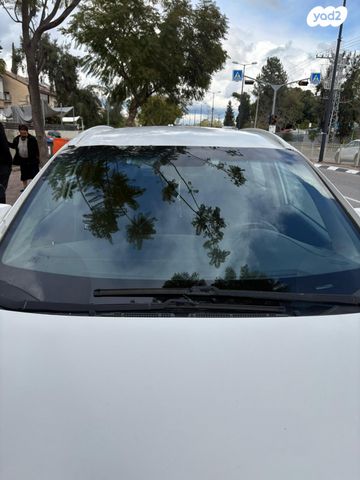 מודעת רכב קיה קארנס