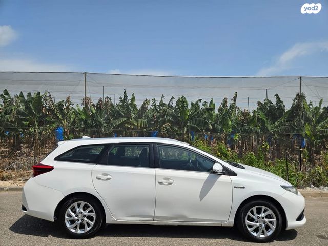 מודעת רכב טויוטה אוריס