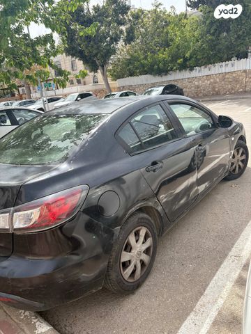 מודעת רכב מאזדה 3