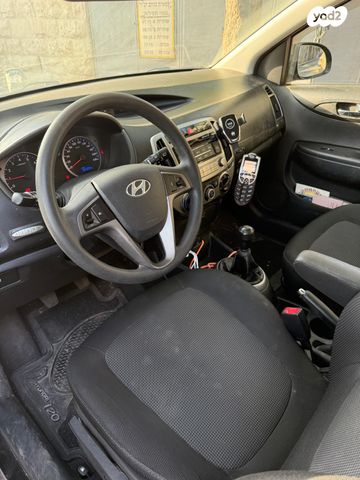 מודעת רכב יונדאי i20