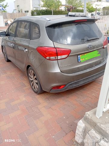 מודעת רכב קיה קארנס