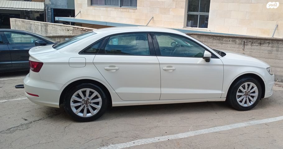 מודעת רכב אאודי A3