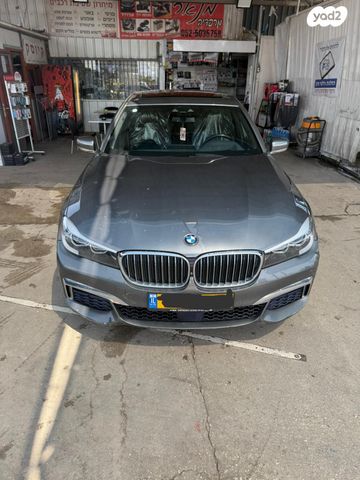 מודעת רכב ב מ וו סדרה 7