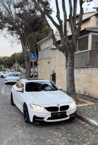 מודעת רכב ב מ וו סדרה 4