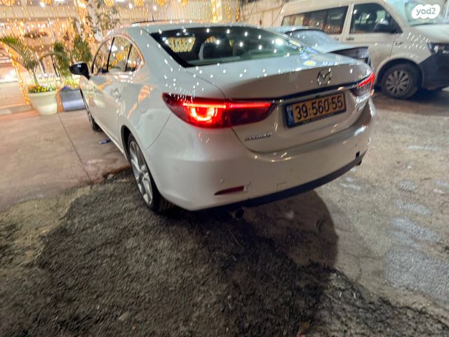 מודעת רכב מאזדה 6