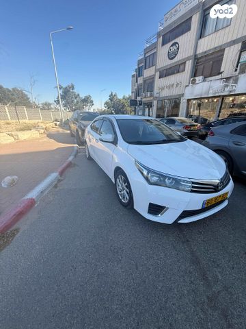 מודעת רכב טויוטה קורולה