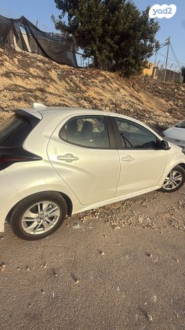 מודעת רכב טויוטה יאריס