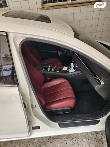 מודעת רכב מאזדה 6