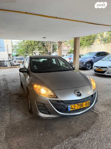 מודעת רכב מאזדה 3